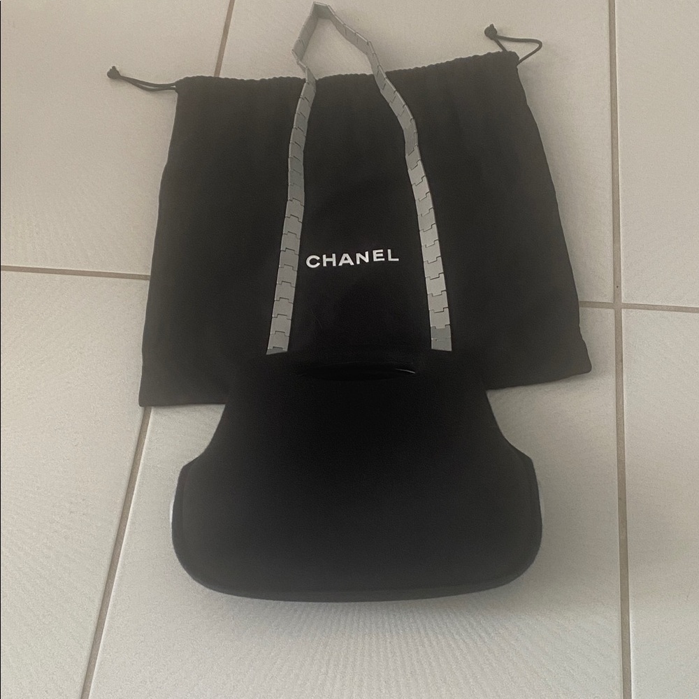 RARE collector item CHANEL Black jersey Millenium 2005 frame BUTT Bag vintage